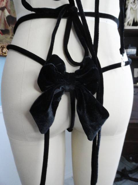 Shinoko - Lingerie Set - Image 5