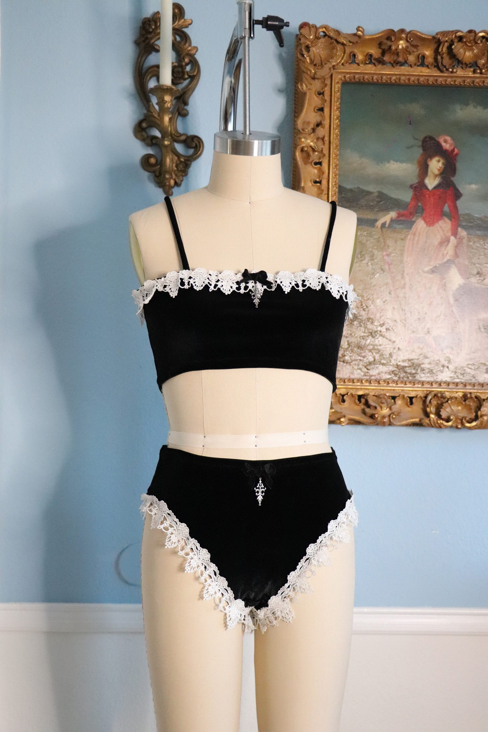 Blythe - Lingerie Set - Image 3