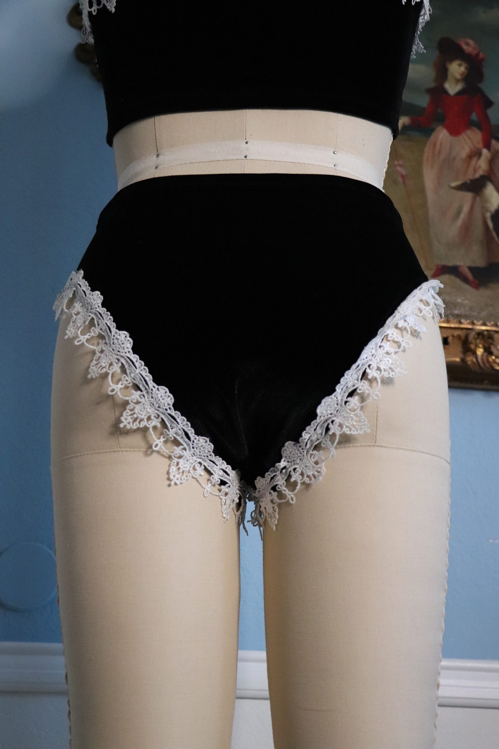 Blythe - Lingerie Set - Image 7