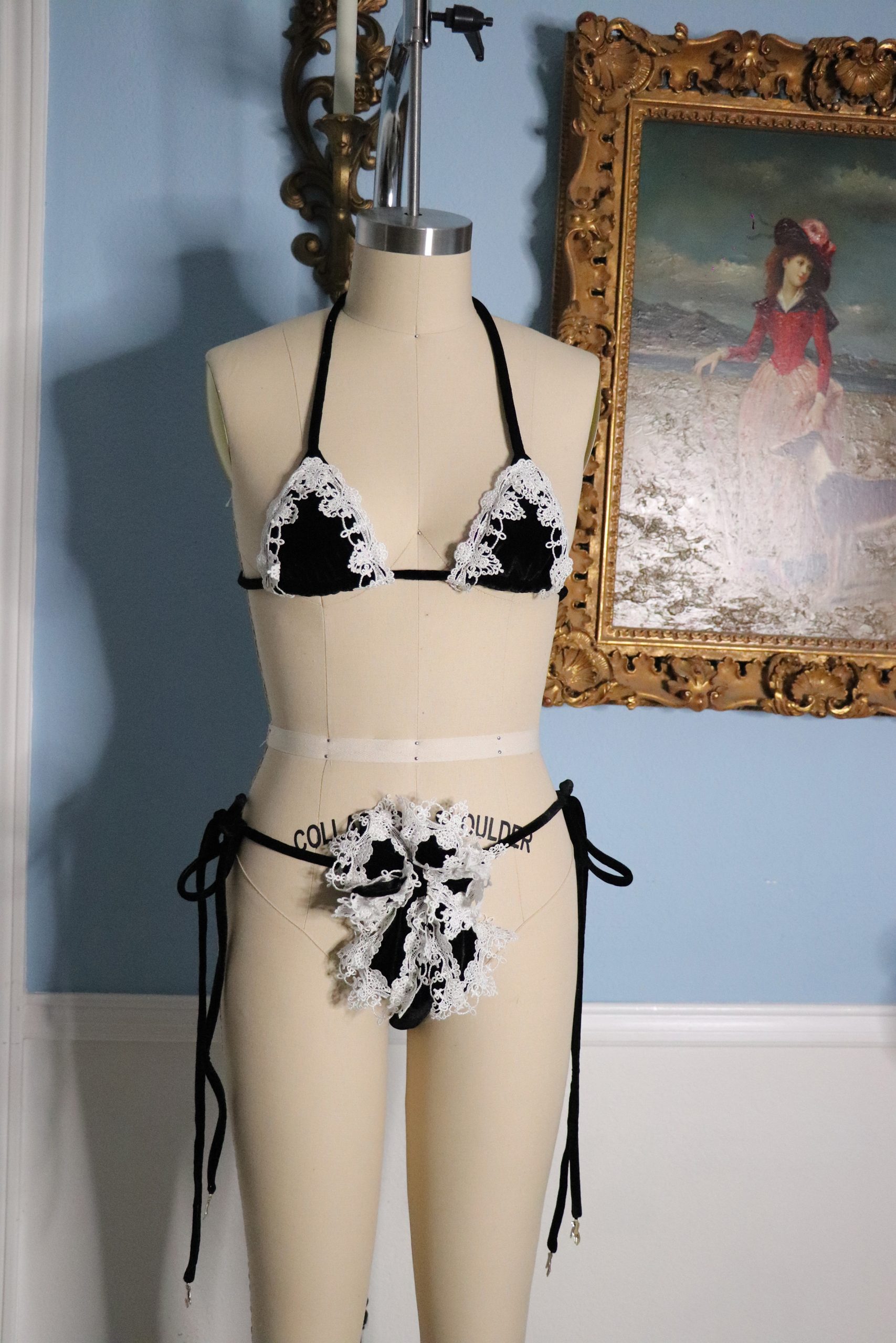 Antoine - Lingerie Set - Image 3